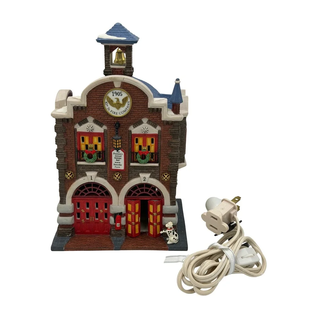 Dept 56 Christmas in the City 42nd St Fire‎ Company 56.58914 Light House Retired